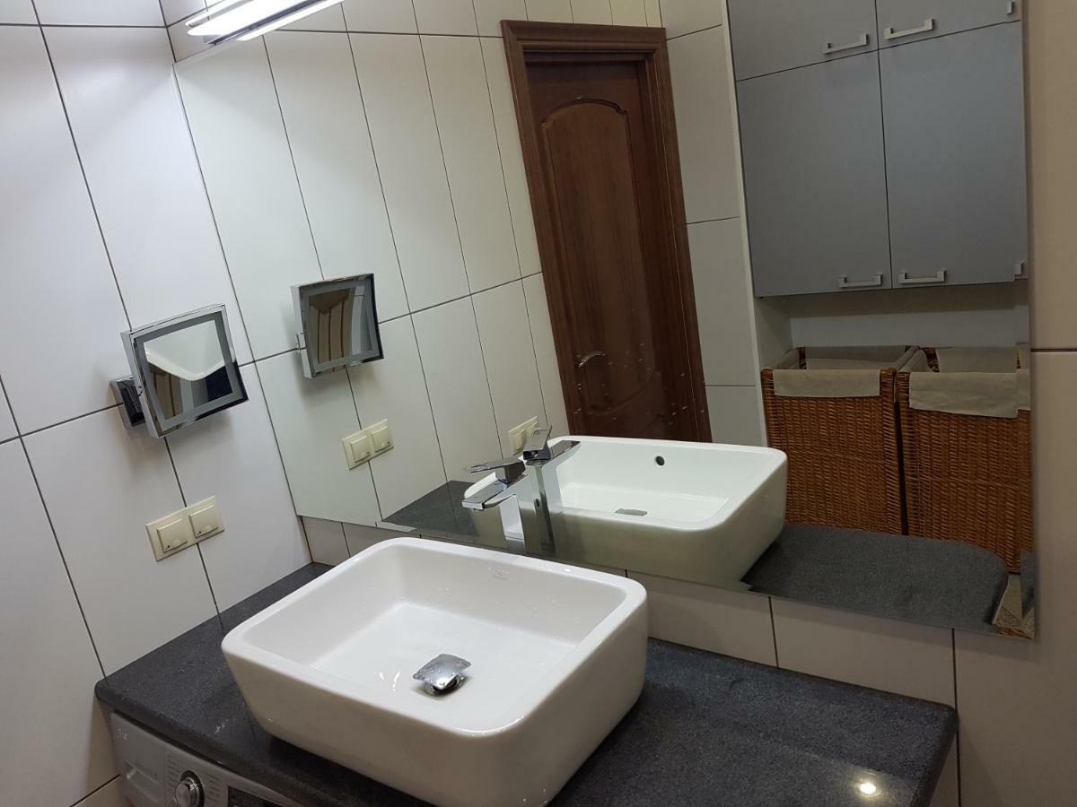 Rising Sun Apartment Минск Екстериор снимка
