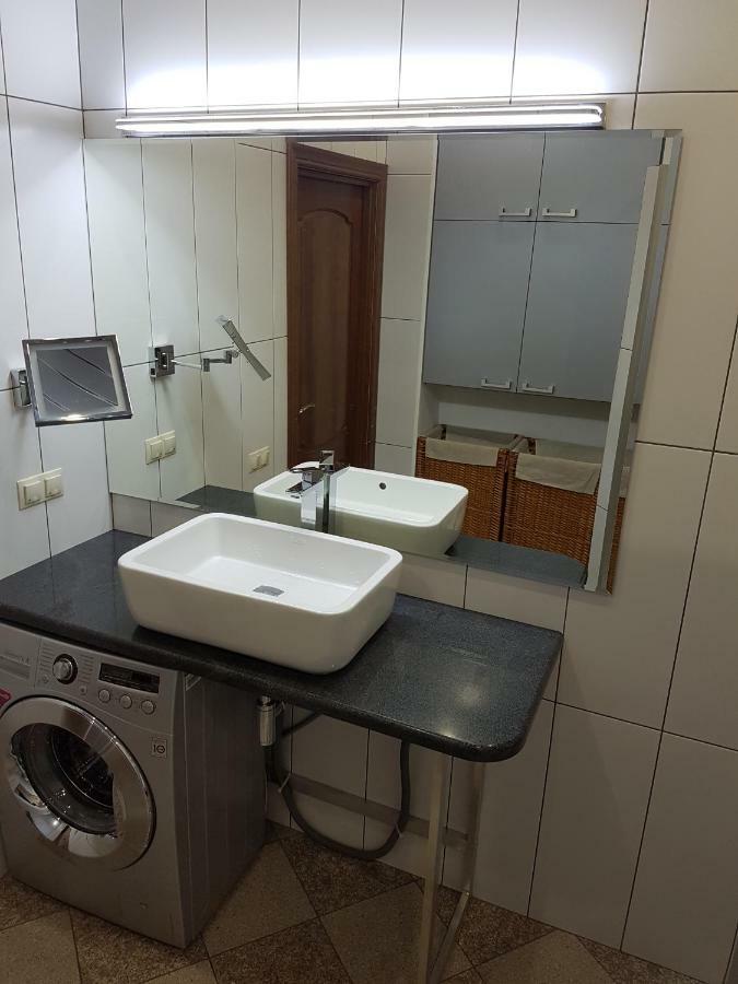 Rising Sun Apartment Минск Екстериор снимка